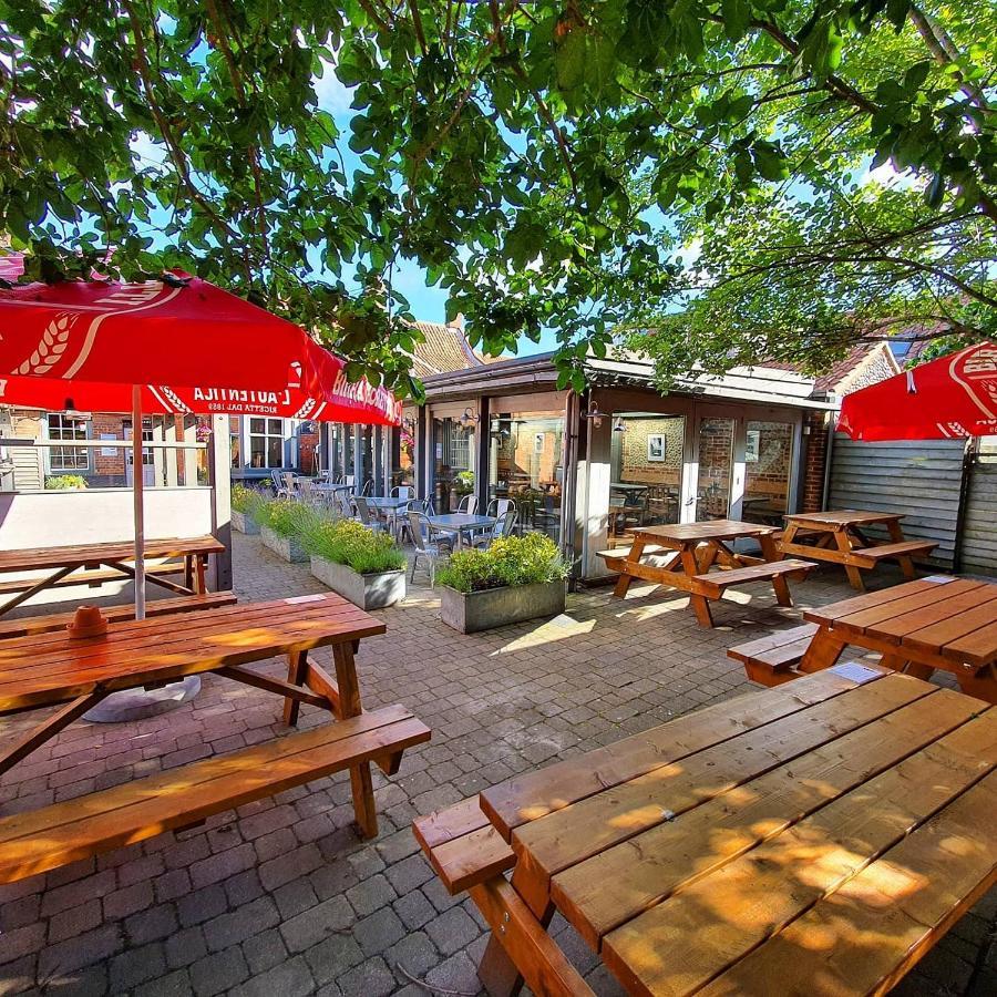 홀트 Kings Head Holt B&B 외부 사진