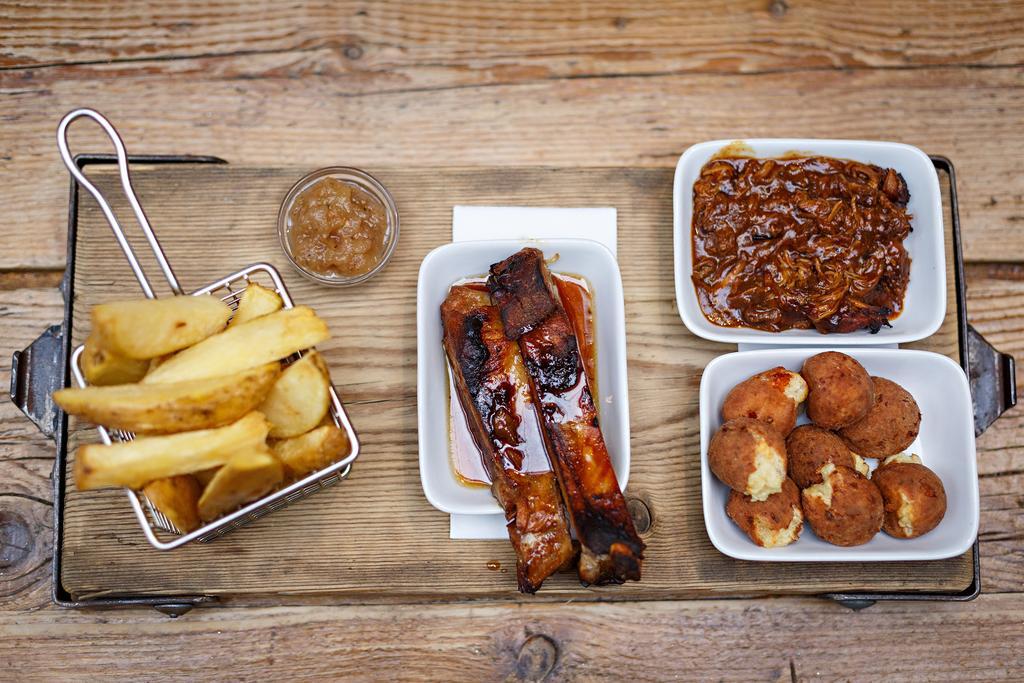 홀트 Kings Head Holt B&B 외부 사진