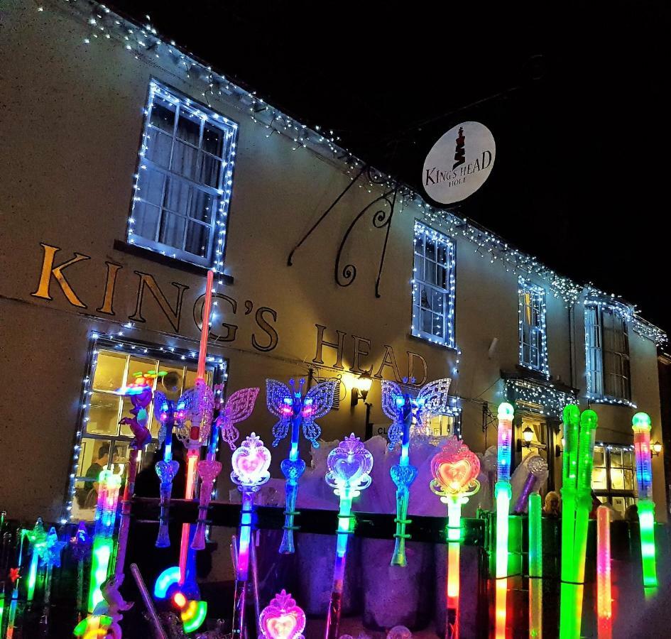 홀트 Kings Head Holt B&B 외부 사진